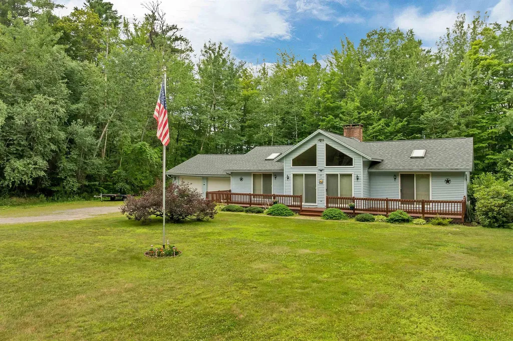23 Cross Lane Gilford NH 03249