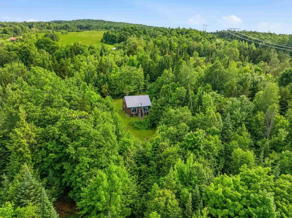 100 Mountain View Lane Norton VT 05907