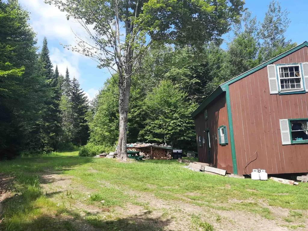 100 Mountain View Lane Norton VT 05907