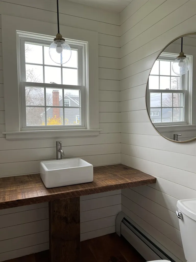 23 Post Road North Hampton NH 03862