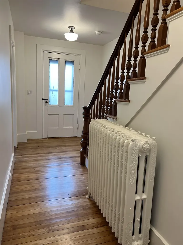 23 Post Road North Hampton NH 03862