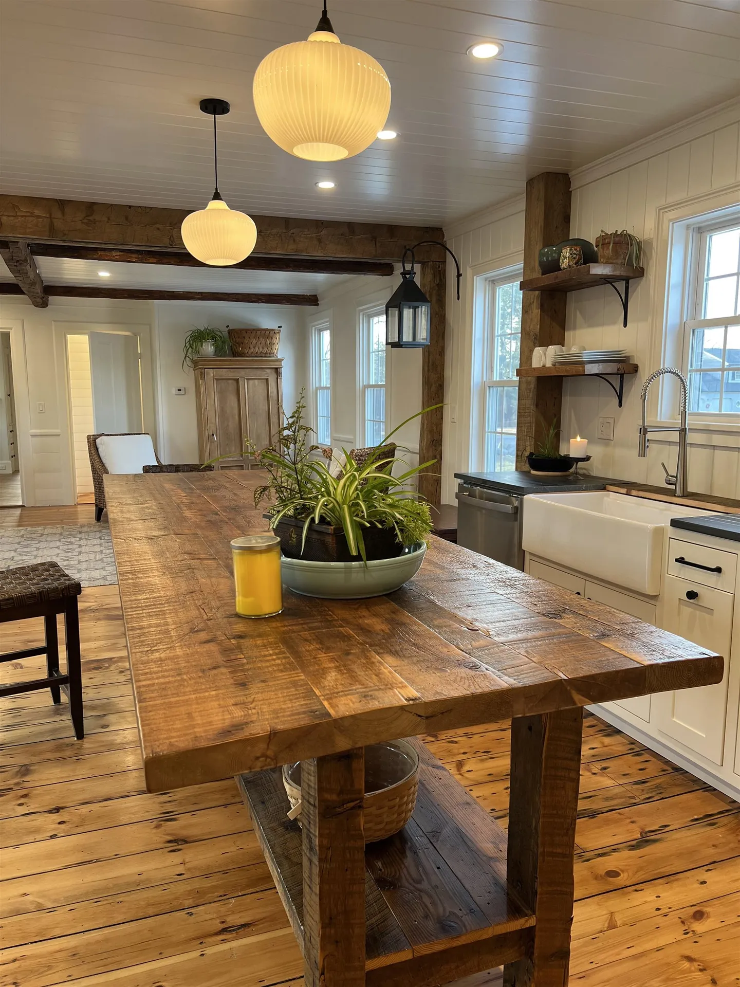 23 Post Road North Hampton NH 03862
