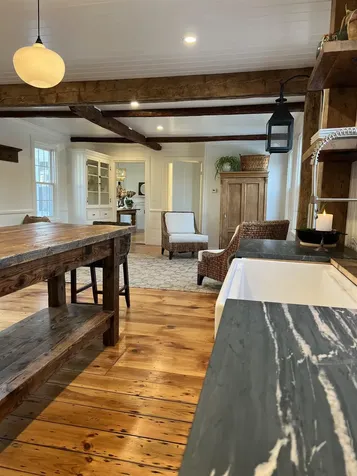 23 Post Road North Hampton NH 03862