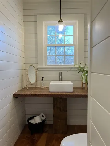 23 Post Road North Hampton NH 03862