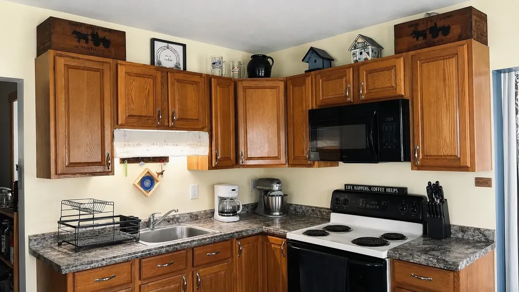 18 Irasburg Street Orleans VT 05860