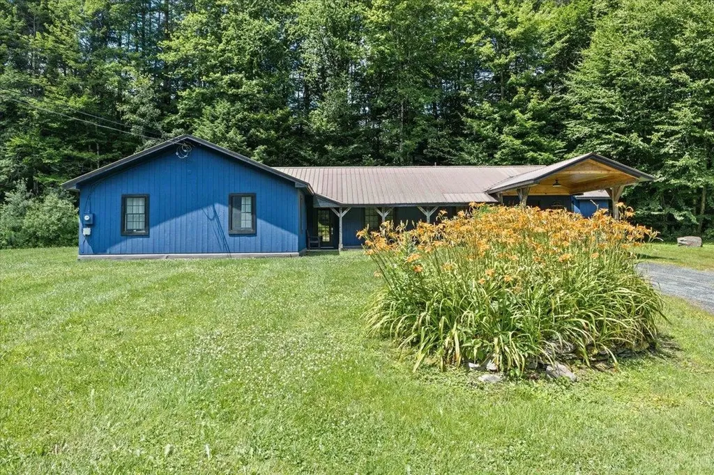 2878 Waterbury Road Stowe VT 05672