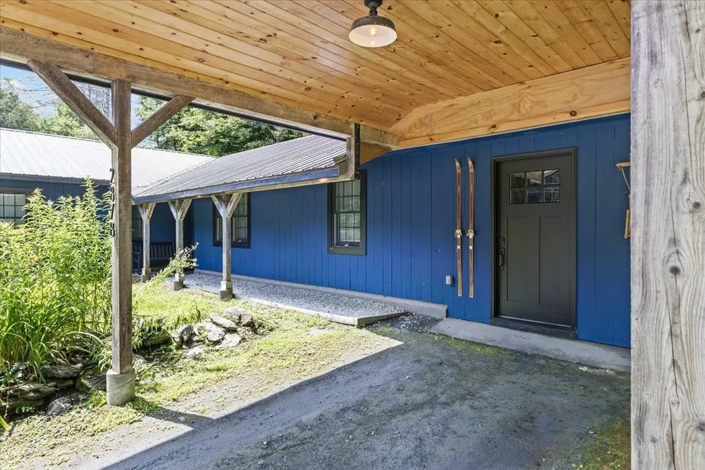 2878 Waterbury Road Stowe VT 05672