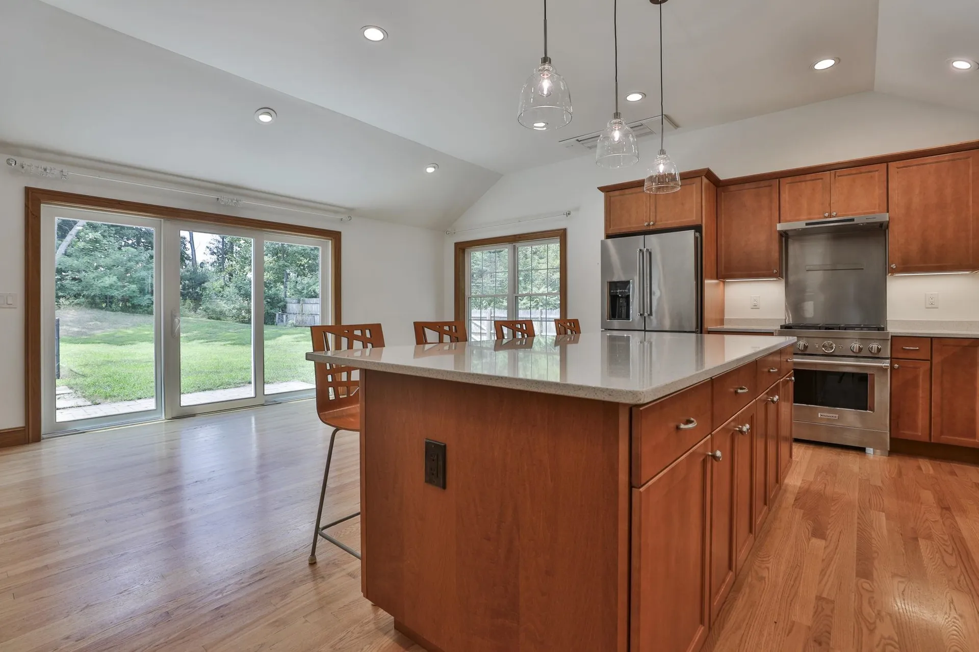 28 Beverlee Drive Nashua NH 03064