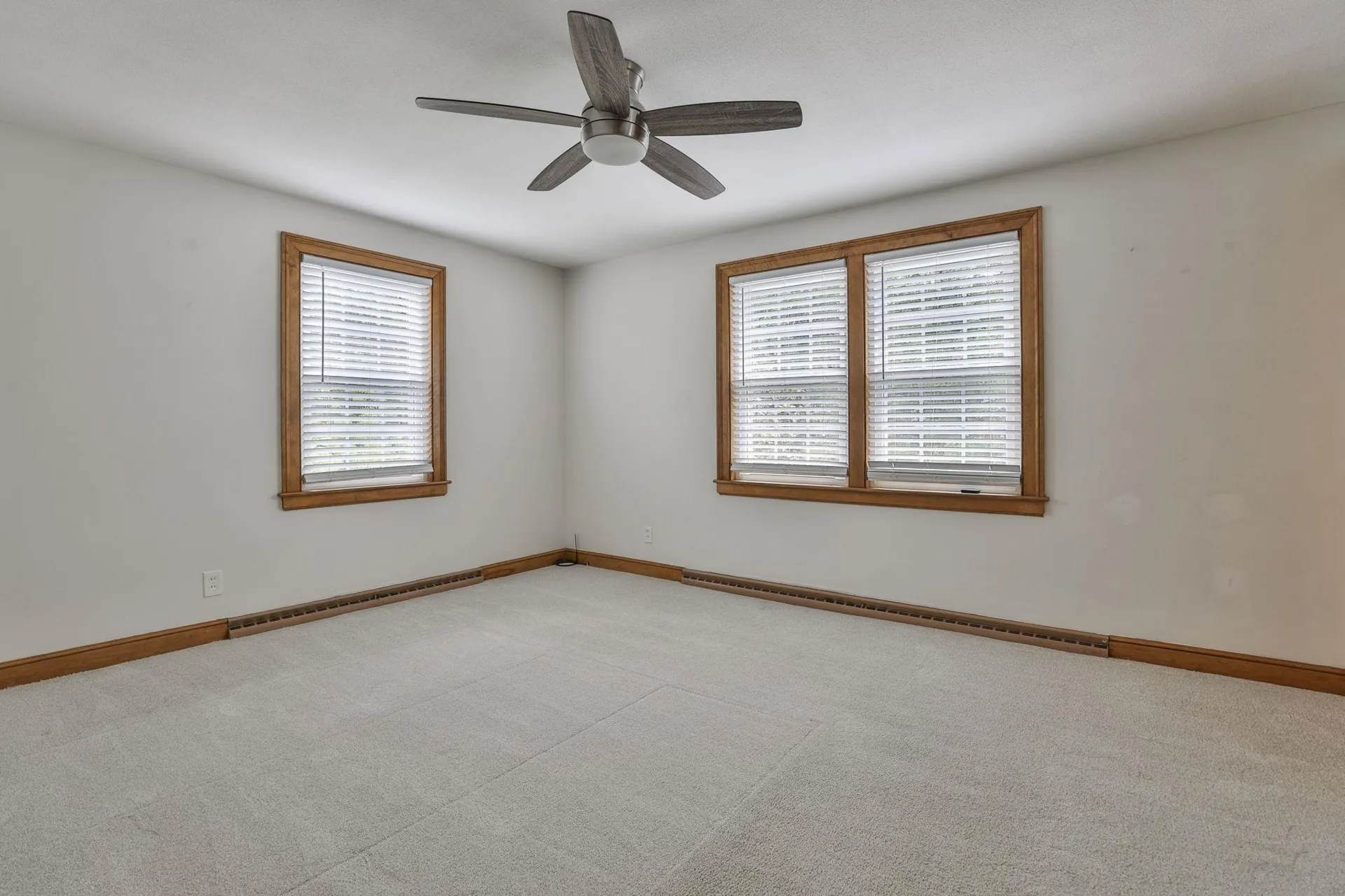 28 Beverlee Drive Nashua NH 03064