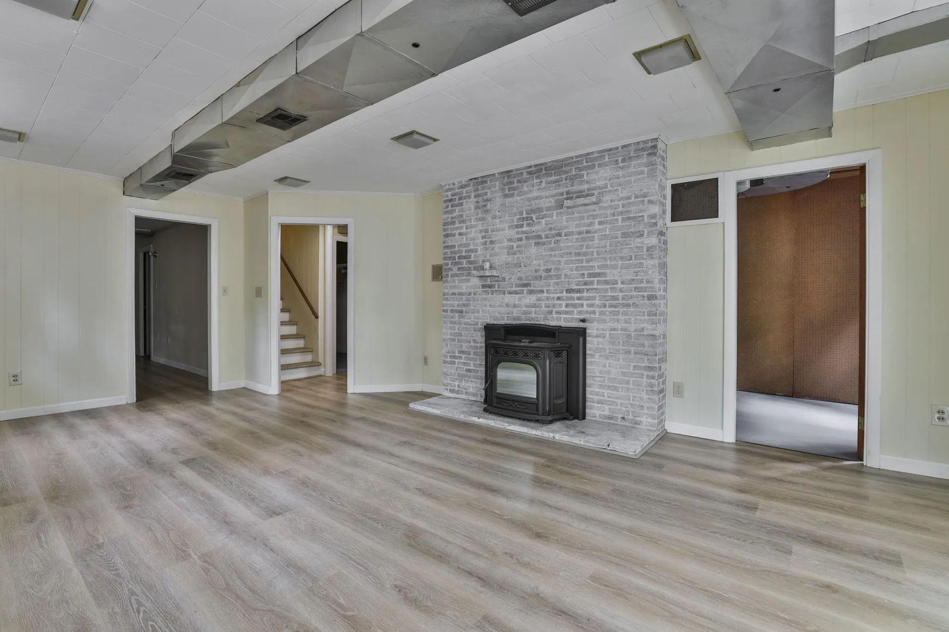 28 Beverlee Drive Nashua NH 03064