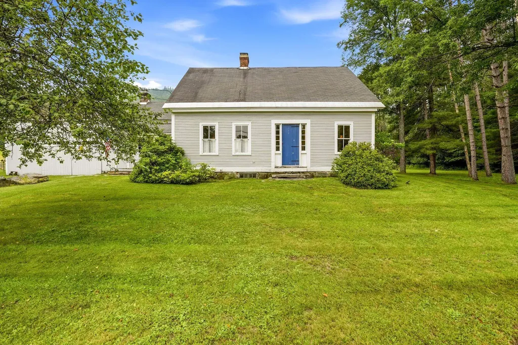 417 Stage Road Charlestown NH 03603