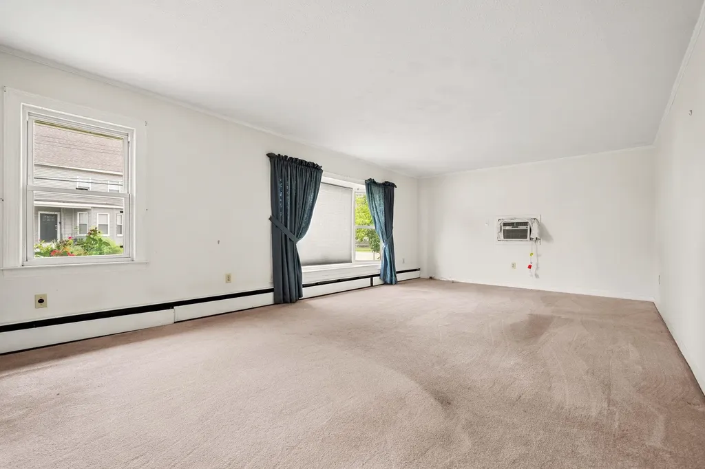 14 Burke Street Nashua NH 03060