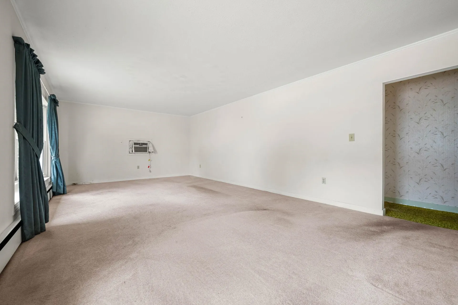 14 Burke Street Nashua NH 03060