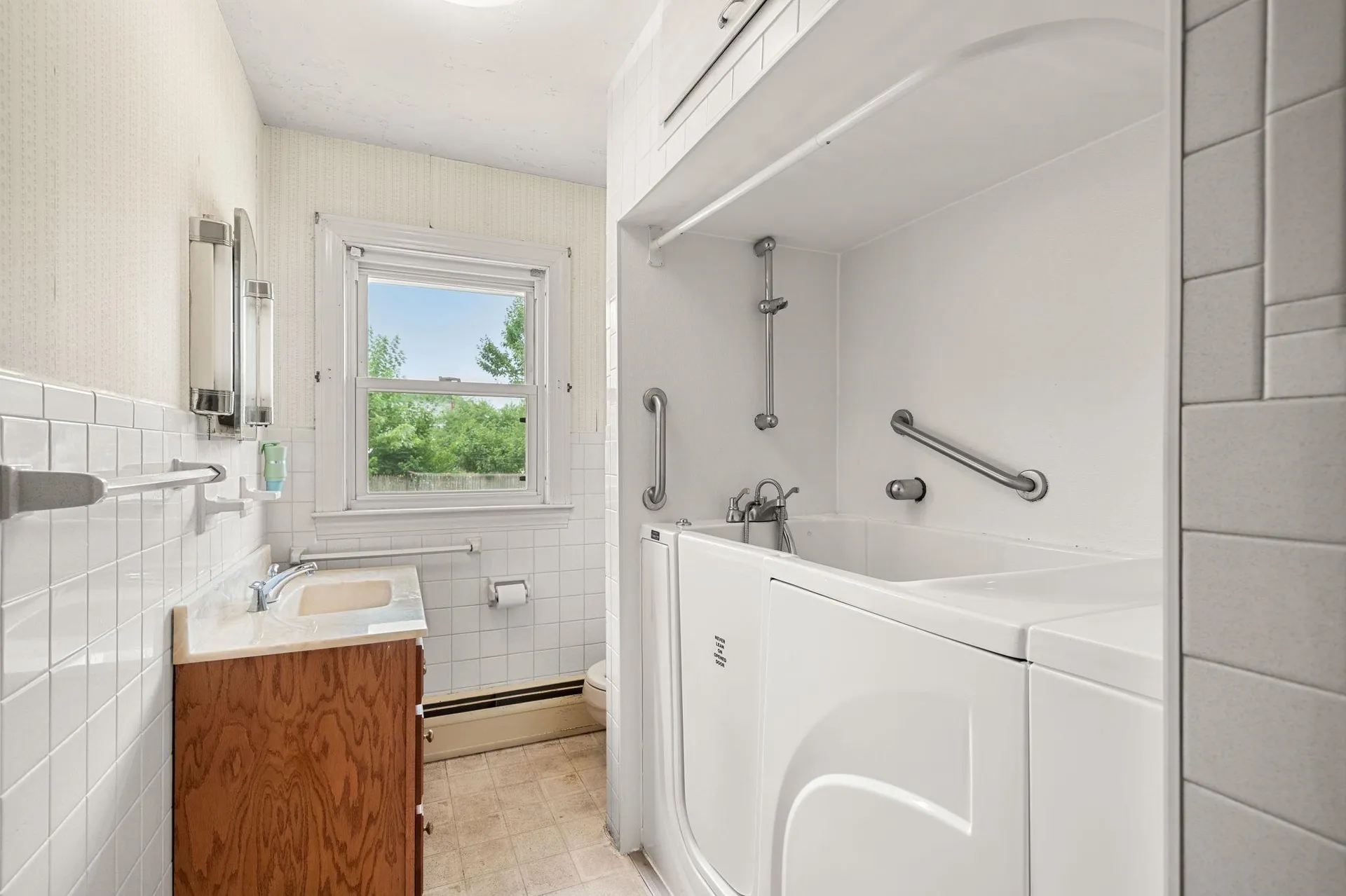 14 Burke Street Nashua NH 03060