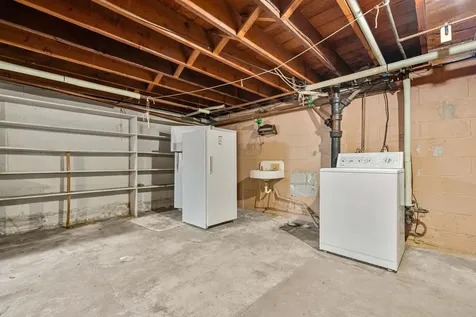 14 Burke Street Nashua NH 03060