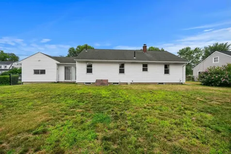 14 Burke Street Nashua NH 03060
