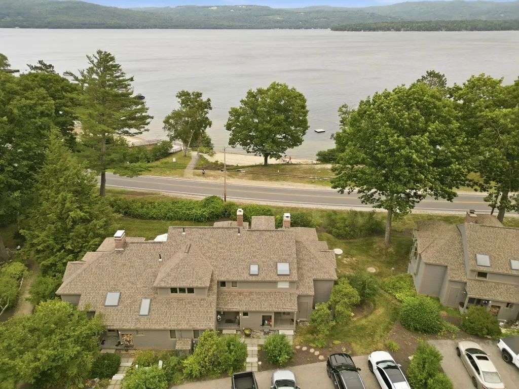 6 Beach Side Alexandria NH 03222