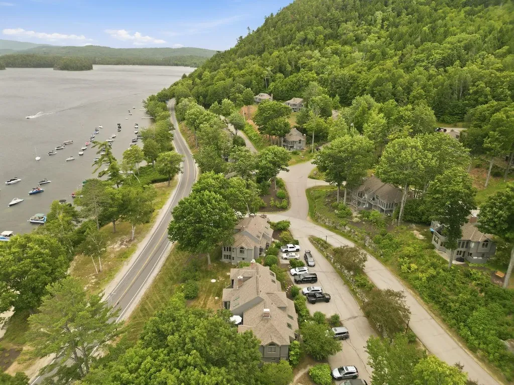 6 Beach Side Alexandria NH 03222