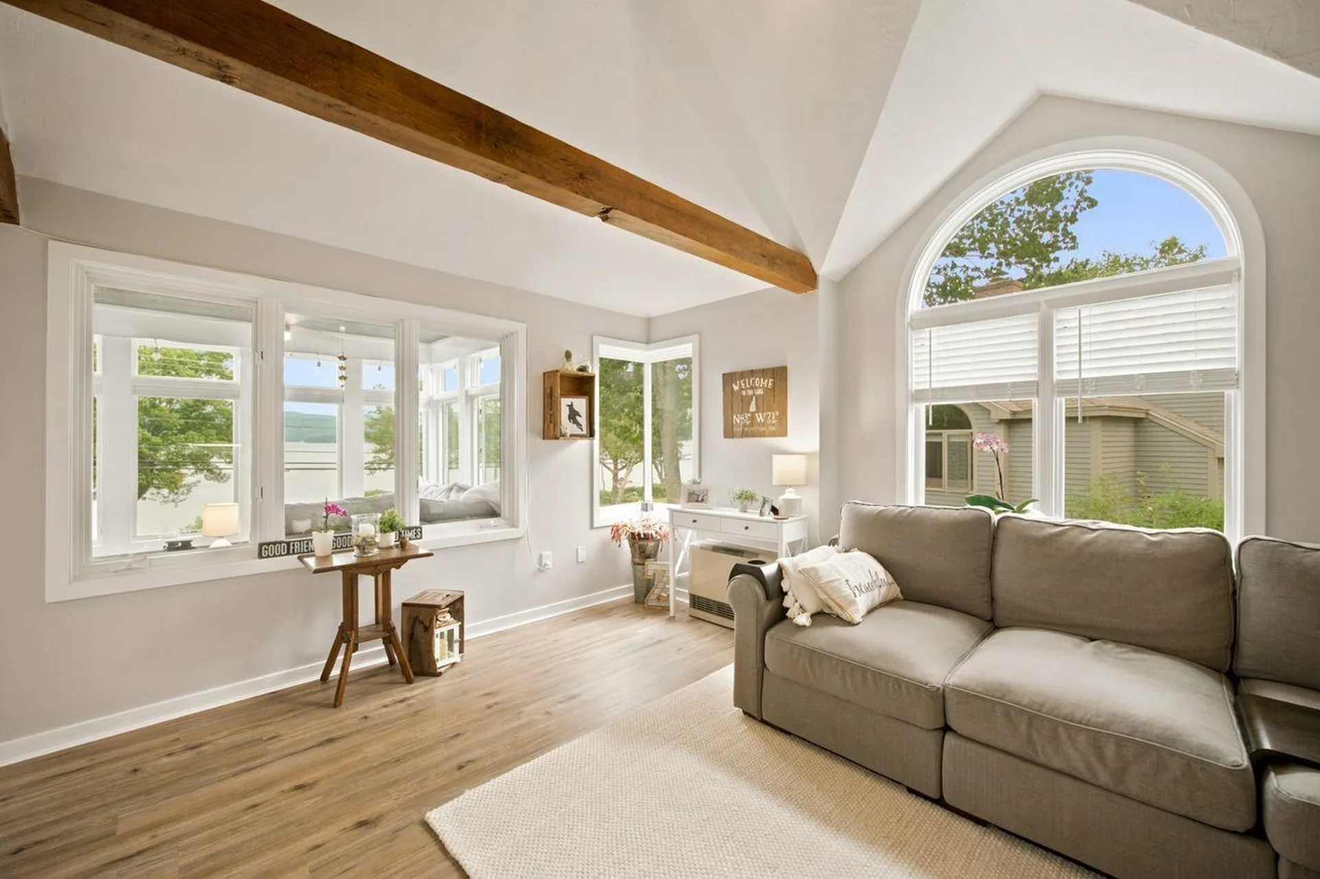 6 Beach Side Alexandria NH 03222
