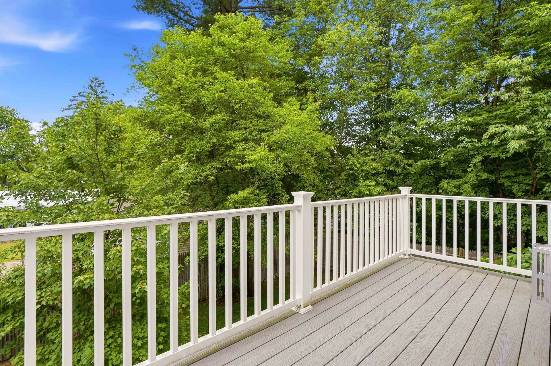 18 Dumaine Avenue Nashua NH 03063