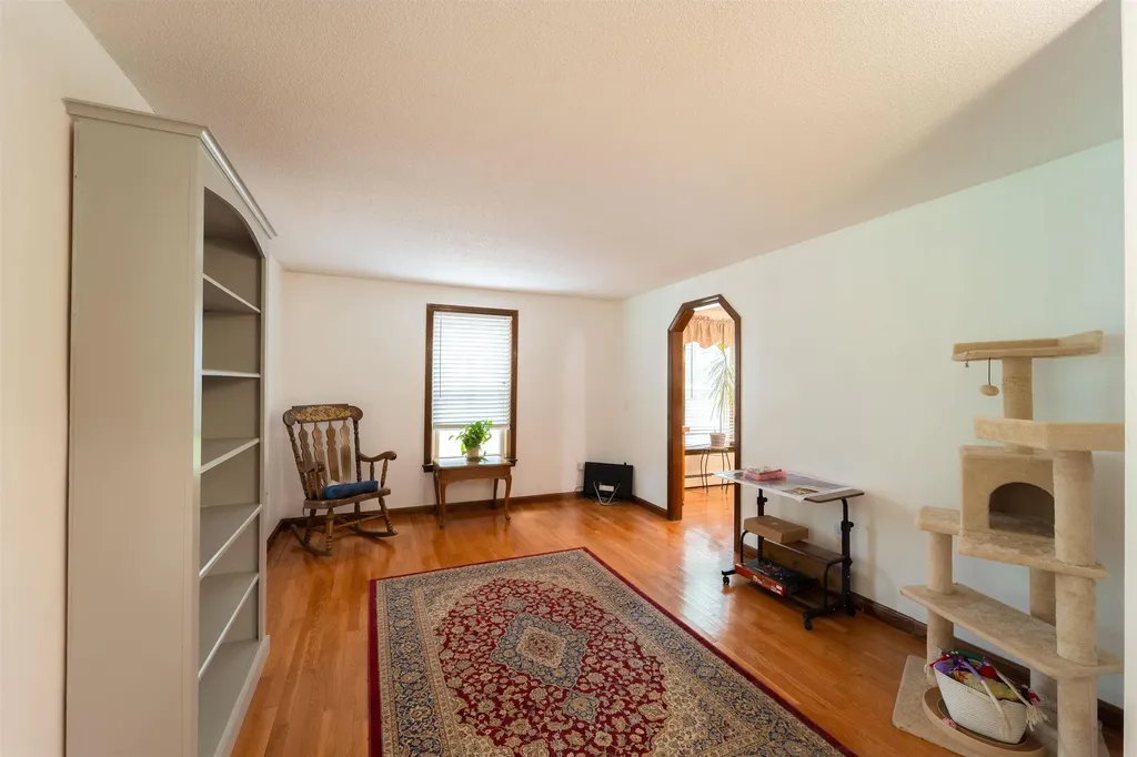 12 Beech Hill Drive Londonderry NH 03053