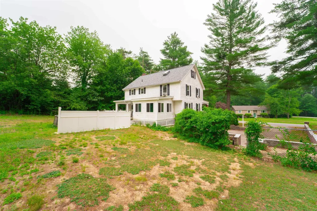 12 Beech Hill Drive Londonderry NH 03053
