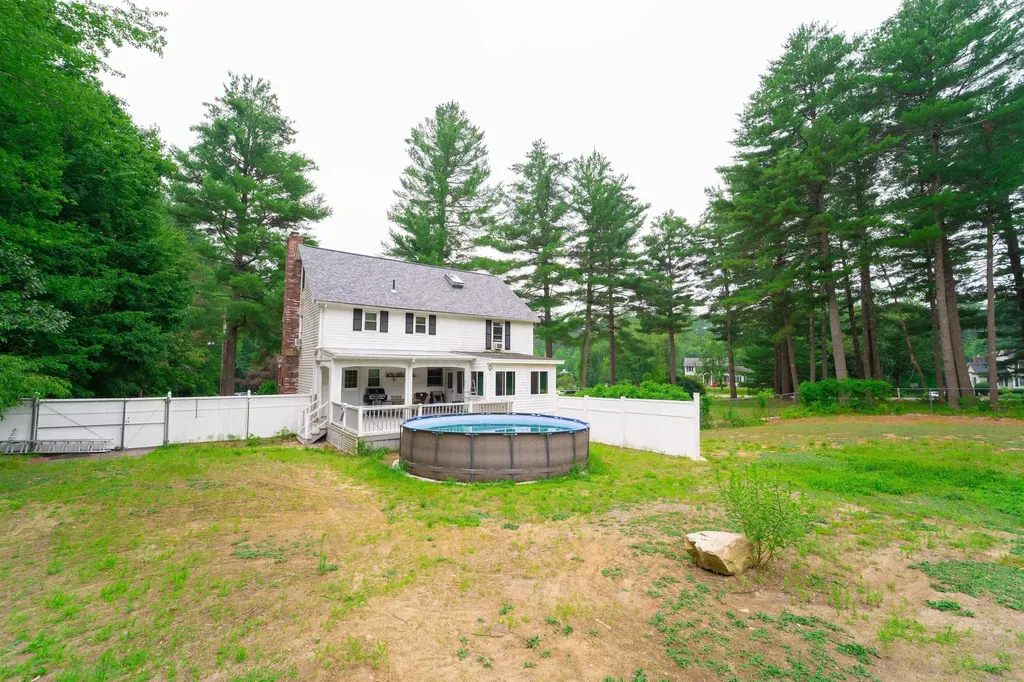 12 Beech Hill Drive Londonderry NH 03053