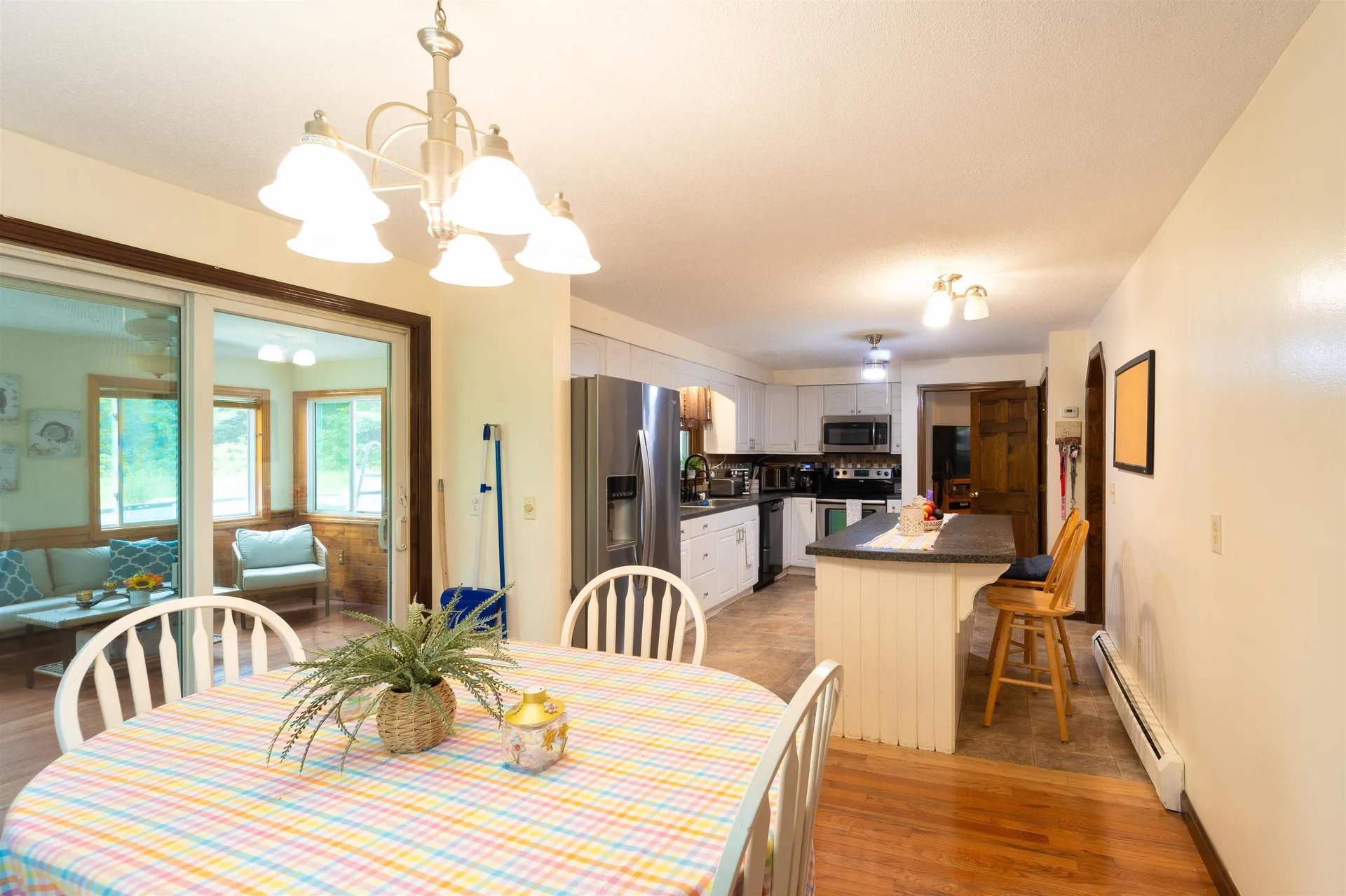 12 Beech Hill Drive Londonderry NH 03053