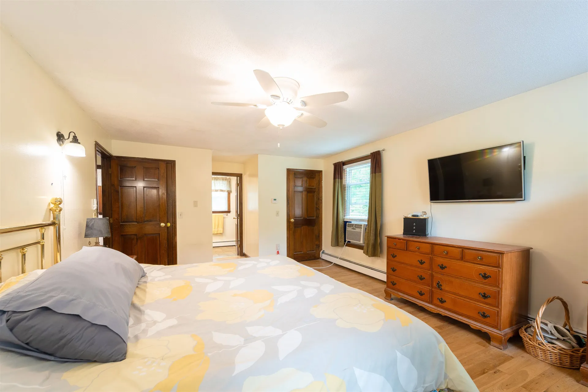 12 Beech Hill Drive Londonderry NH 03053