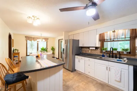 12 Beech Hill Drive Londonderry NH 03053