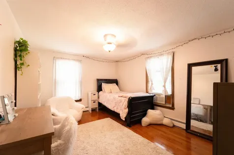 12 Beech Hill Drive Londonderry NH 03053