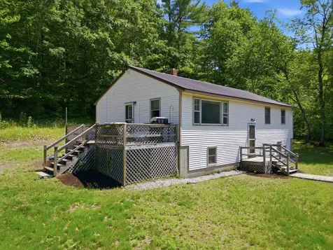 39 Bullseye Curve Road Wentworth NH 03282