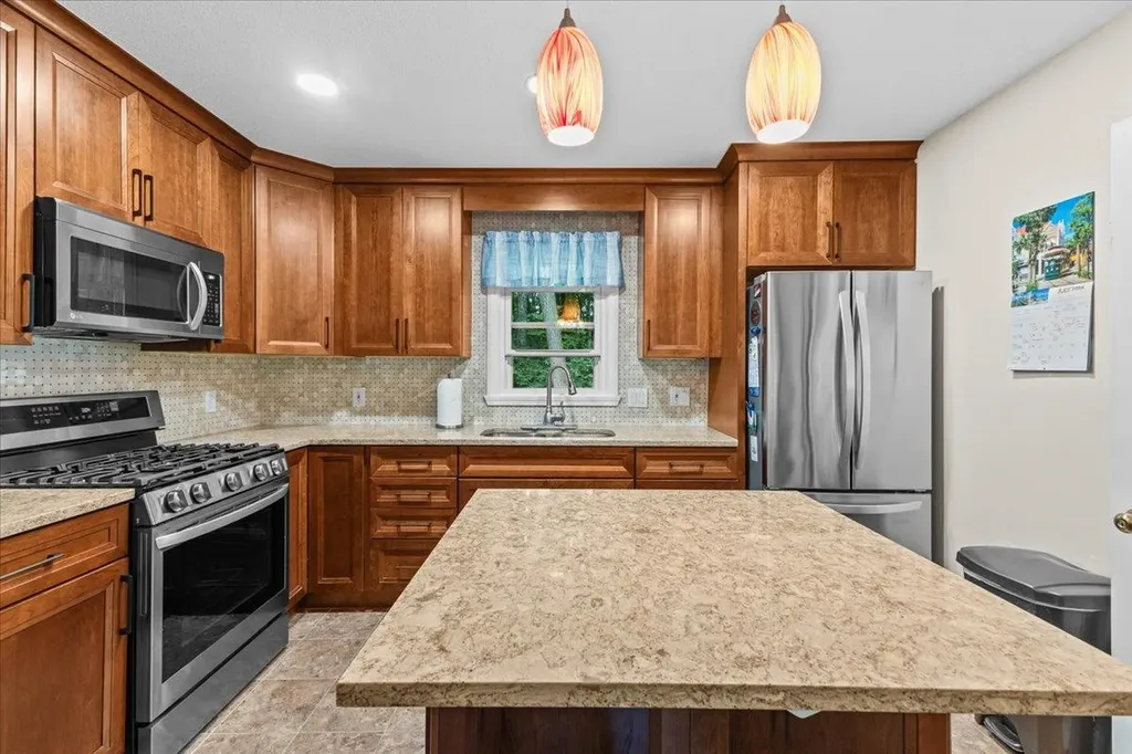473 Sunderland Woods Road Colchester VT 05446