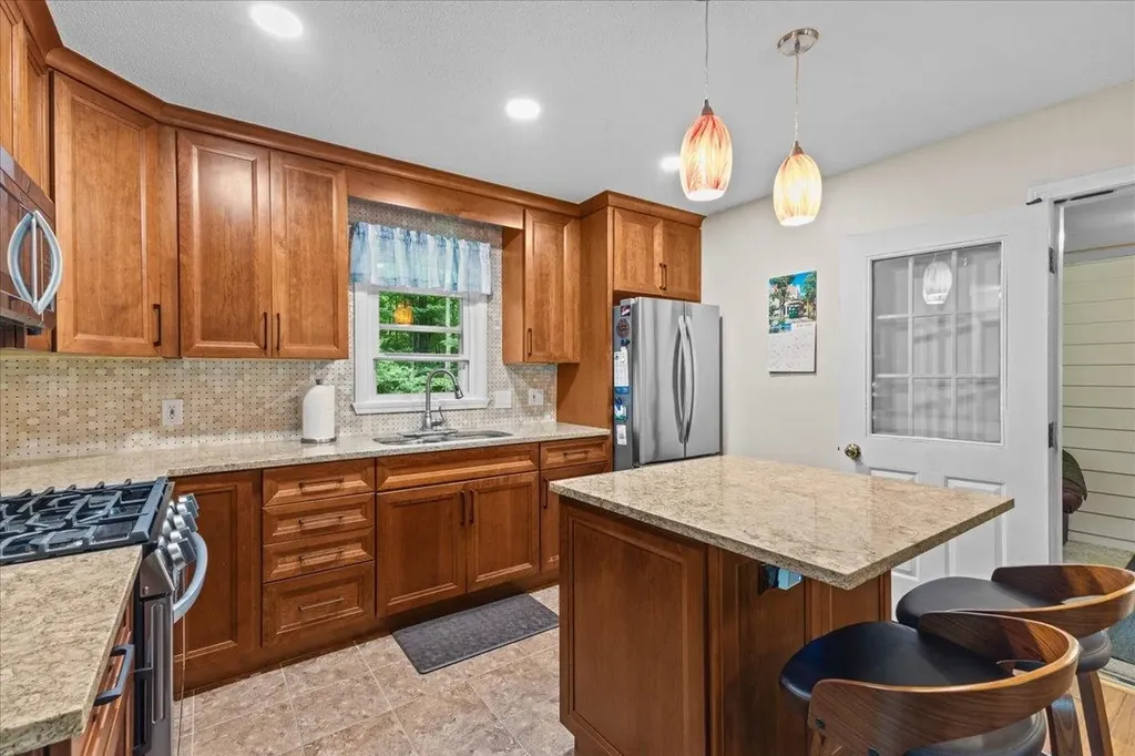 473 Sunderland Woods Road Colchester VT 05446