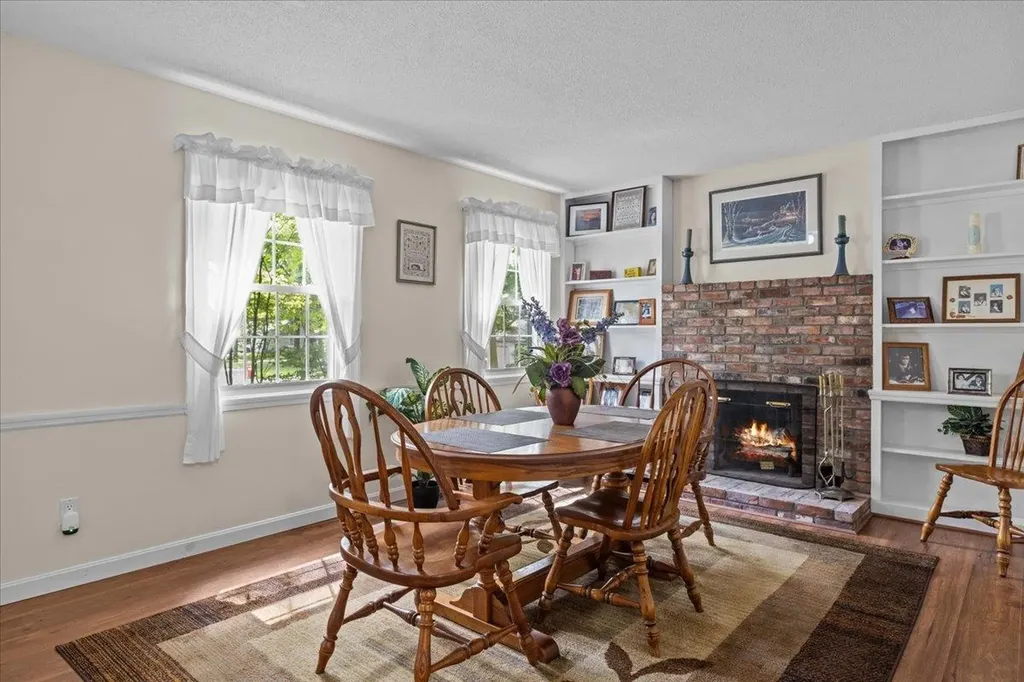 473 Sunderland Woods Road Colchester VT 05446