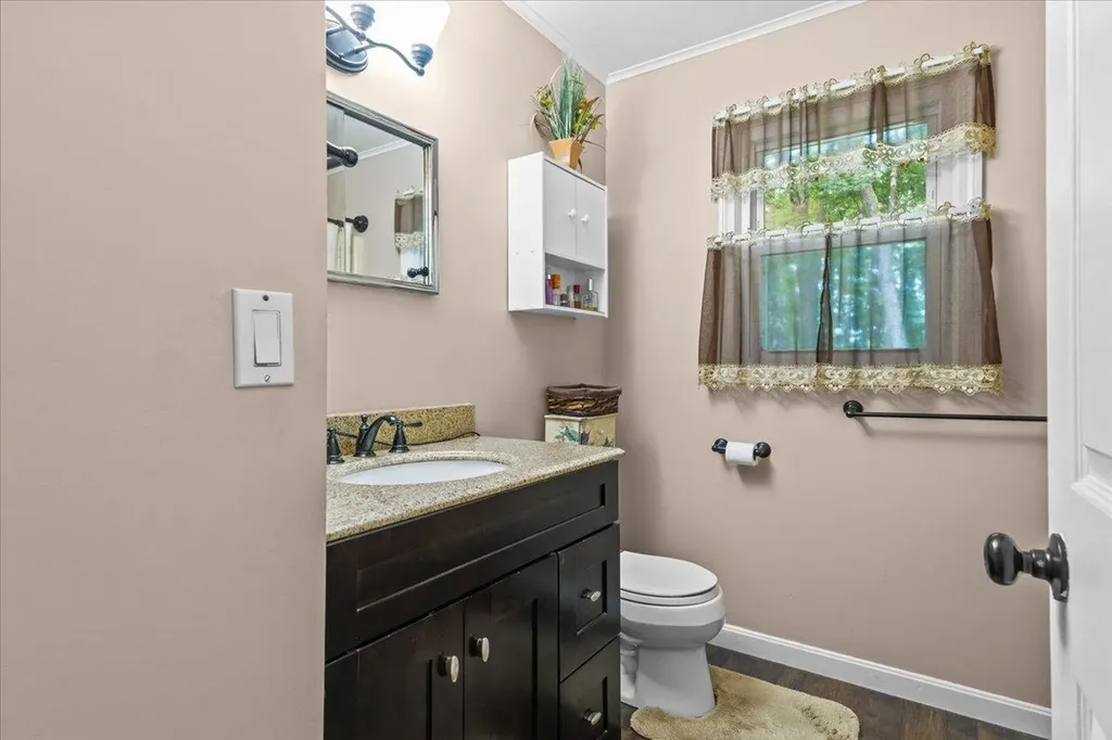 473 Sunderland Woods Road Colchester VT 05446