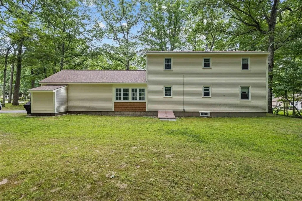 473 Sunderland Woods Road Colchester VT 05446