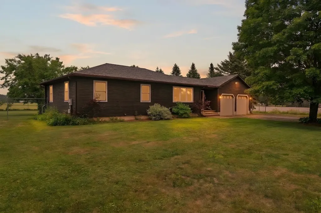 18 Plains Drive Johnson VT 05656