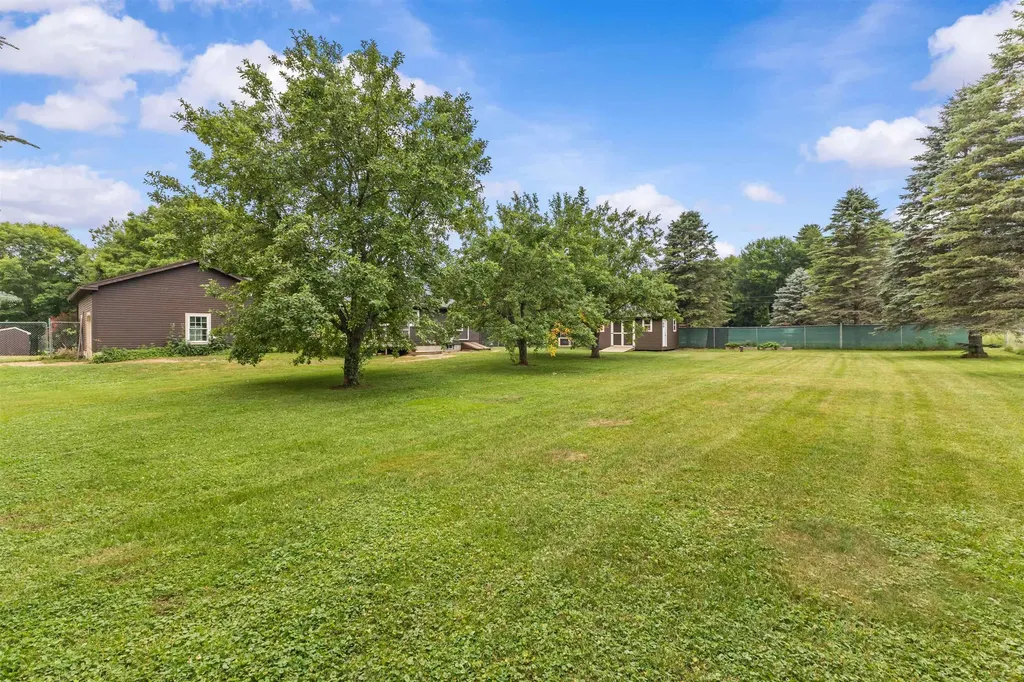 18 Plains Drive Johnson VT 05656