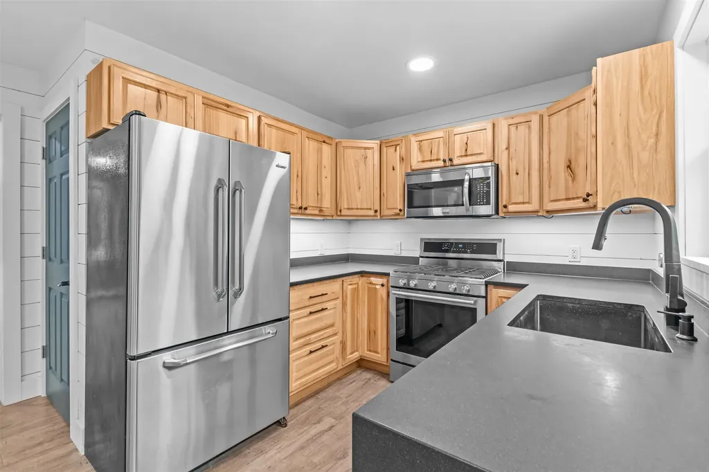 18 Plains Drive Johnson VT 05656