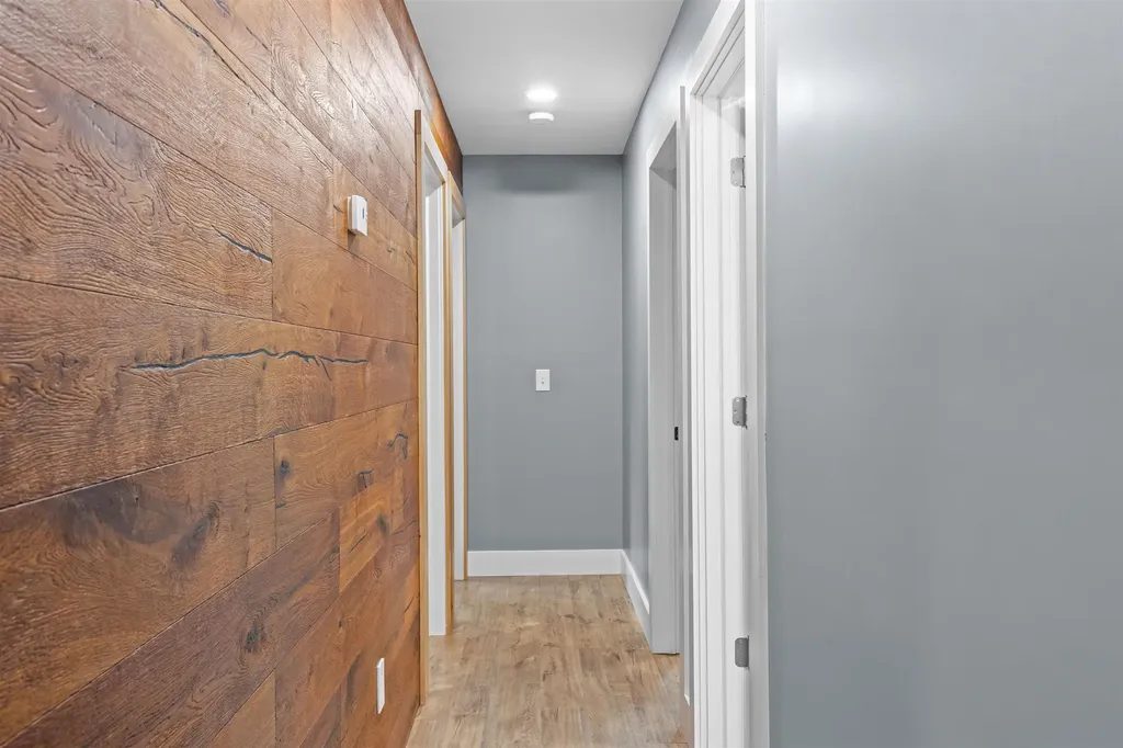 18 Plains Drive Johnson VT 05656