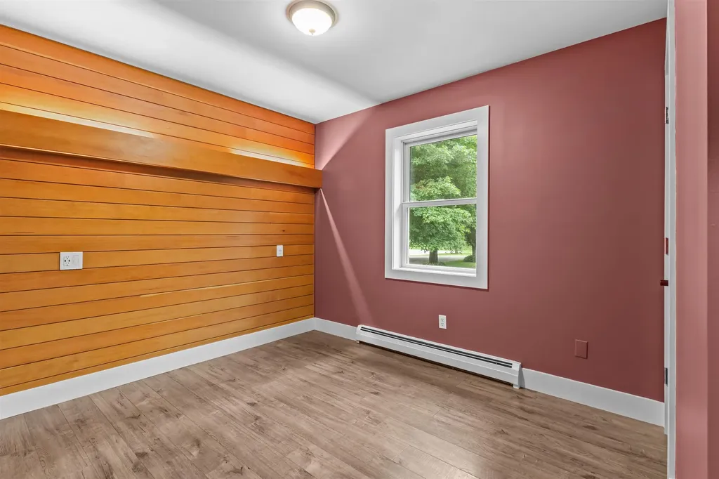 18 Plains Drive Johnson VT 05656