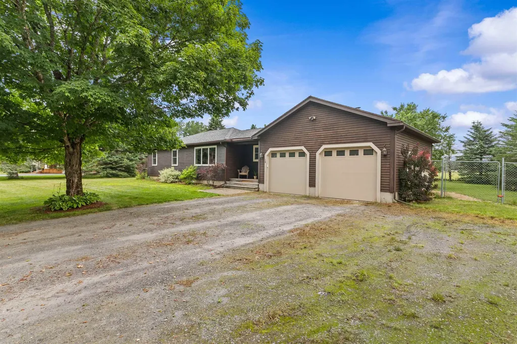 18 Plains Drive Johnson VT 05656
