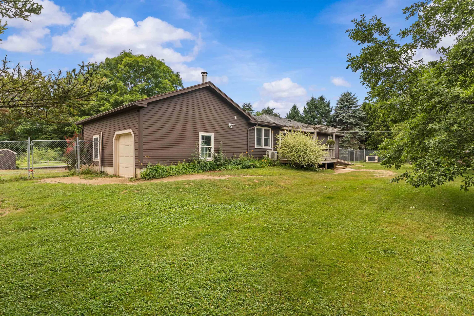 18 Plains Drive Johnson VT 05656