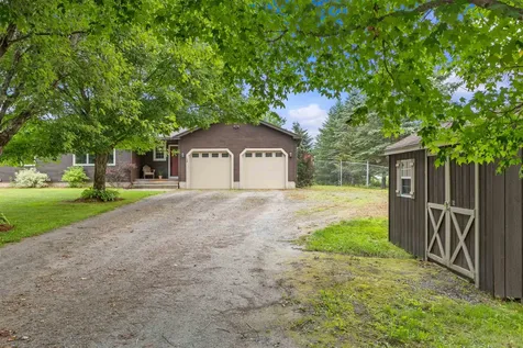 18 Plains Drive Johnson VT 05656