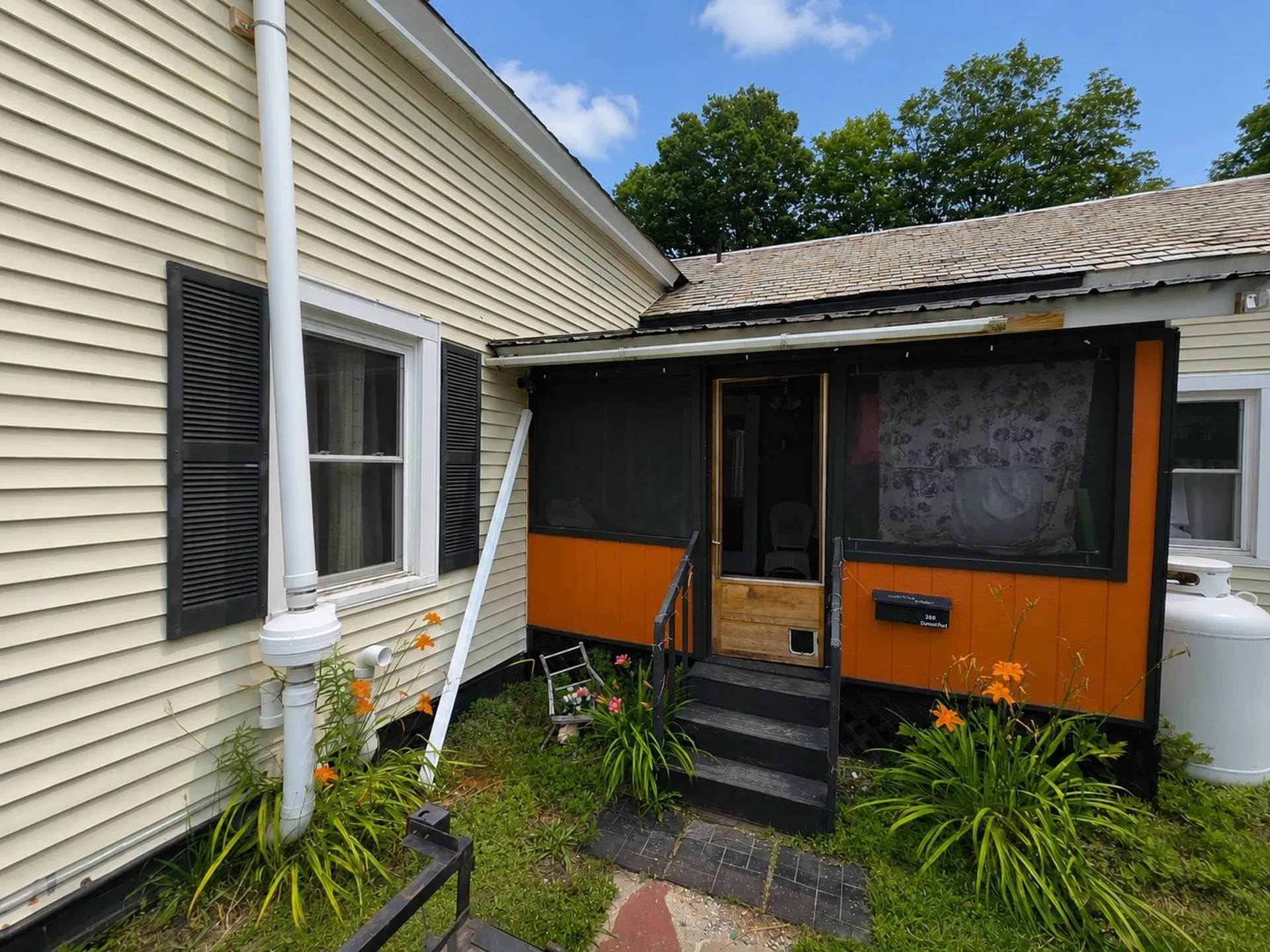 260 North College Street Poultney VT 05764