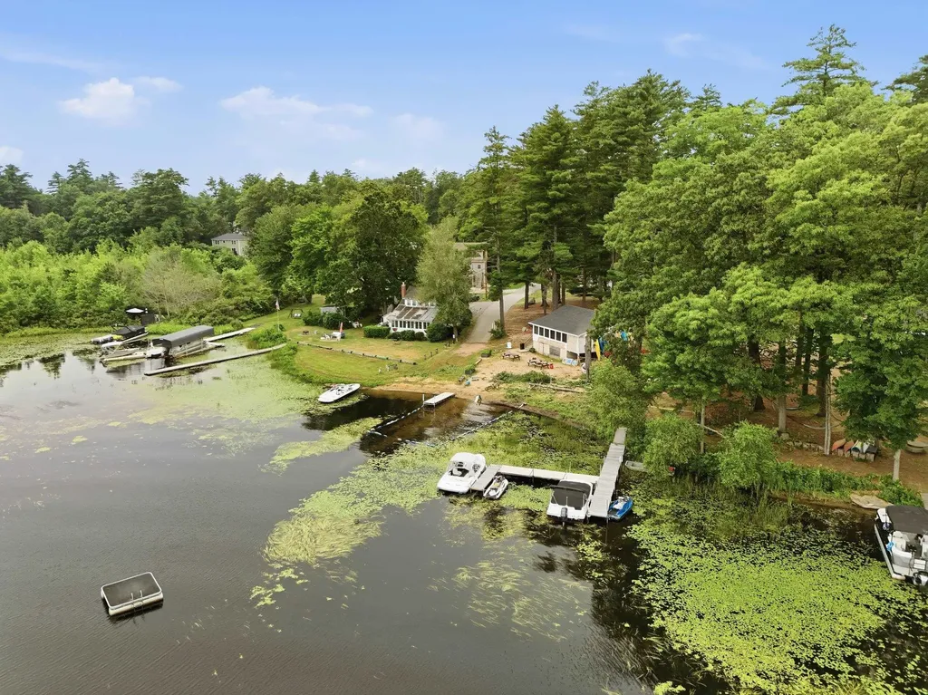 37 Great Pond Road Kingston NH 03848