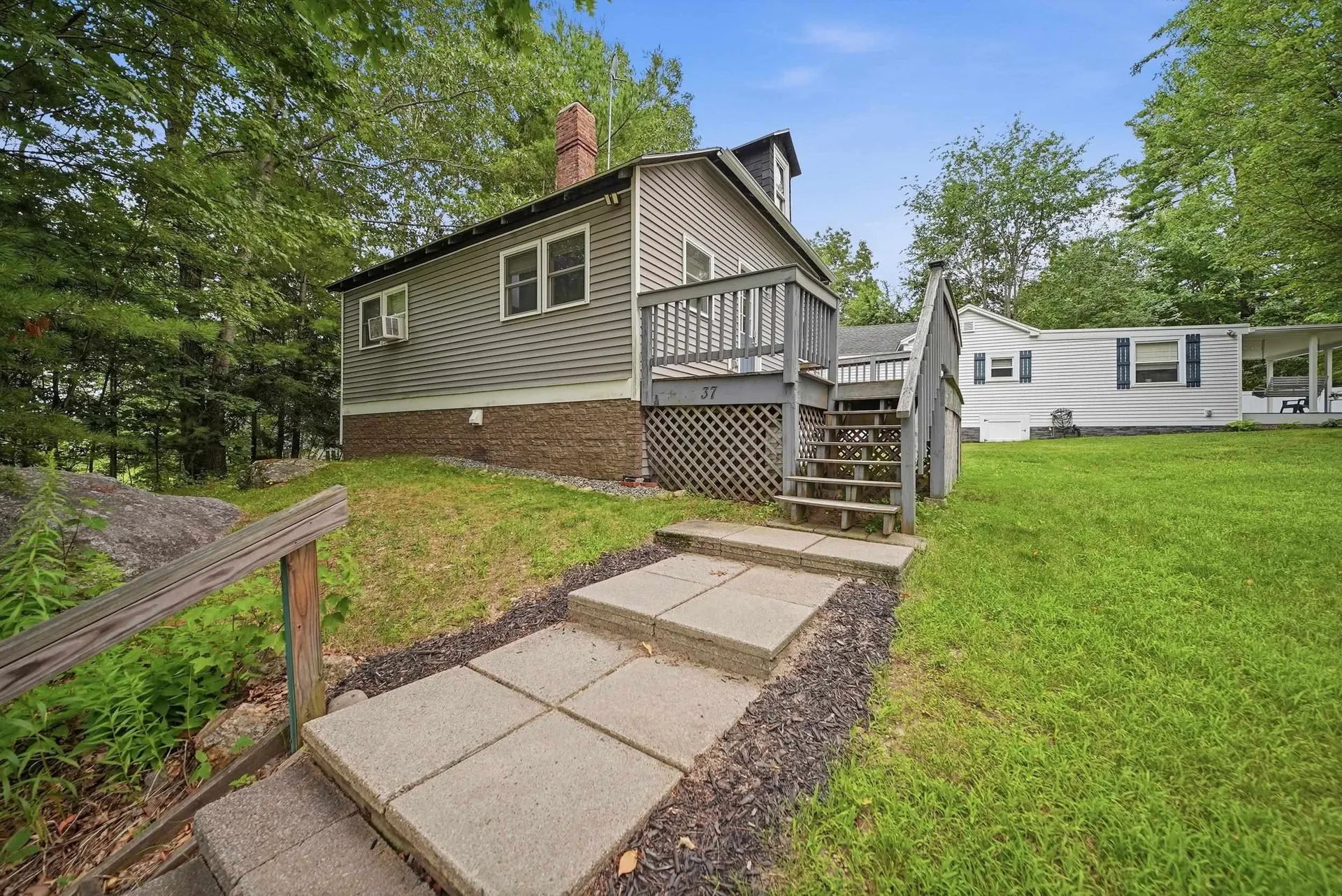 37 Great Pond Road Kingston NH 03848