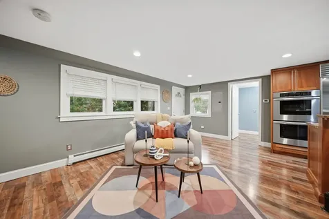 37 Great Pond Road Kingston NH 03848