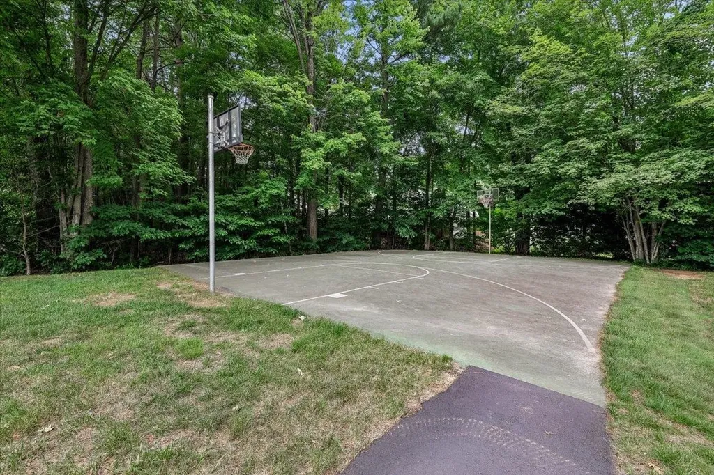 169 Portsmouth Street Concord NH 00301